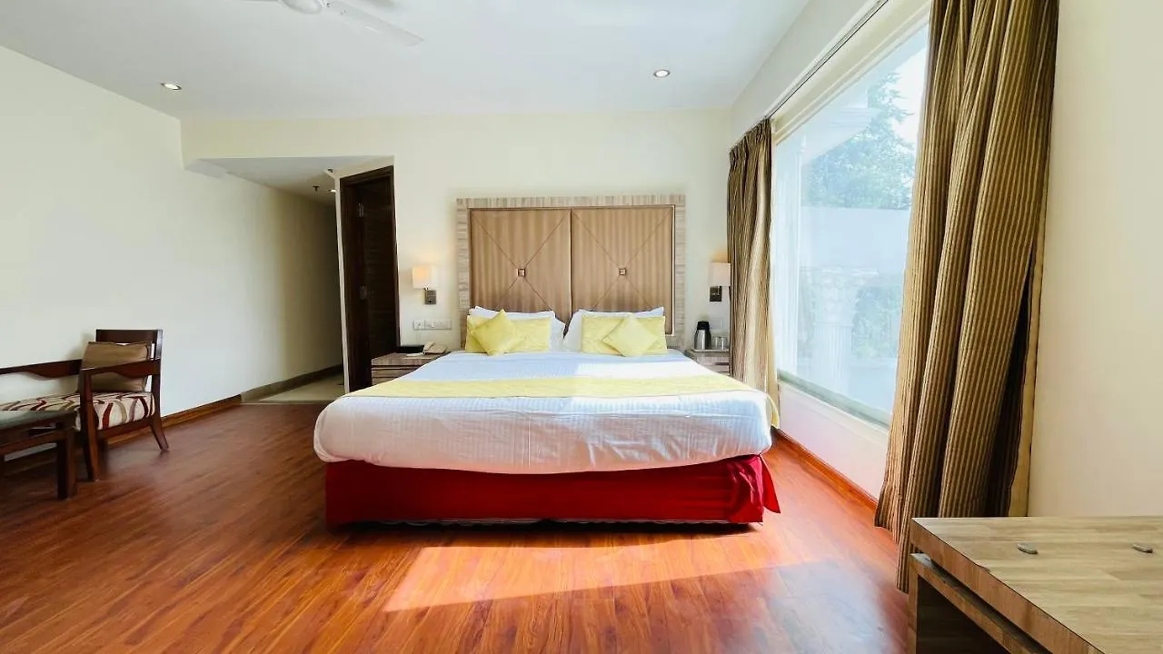 Surasena Regal Vista Agra Hotel