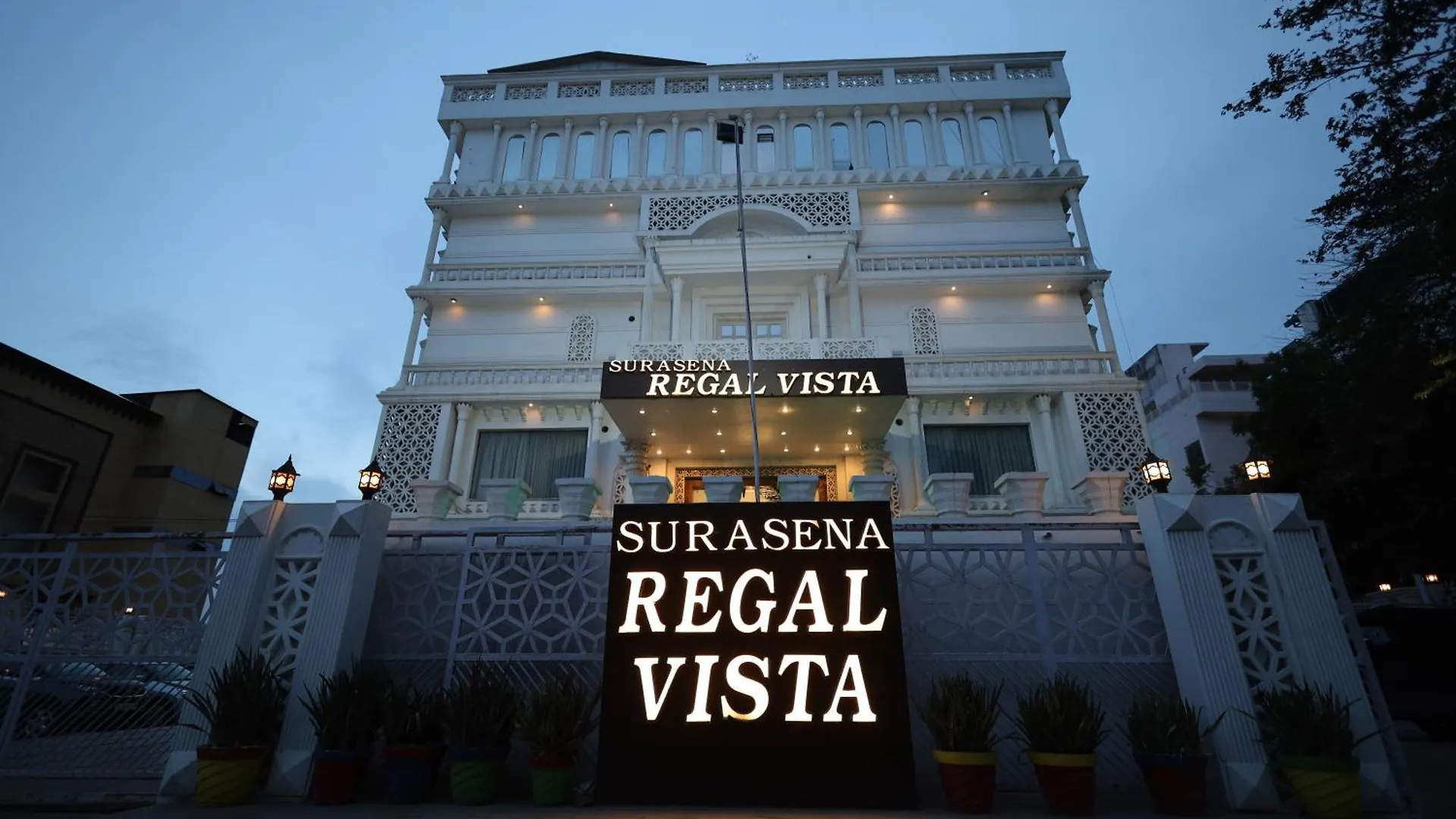 Surasena Regal Vista Agra Hotel