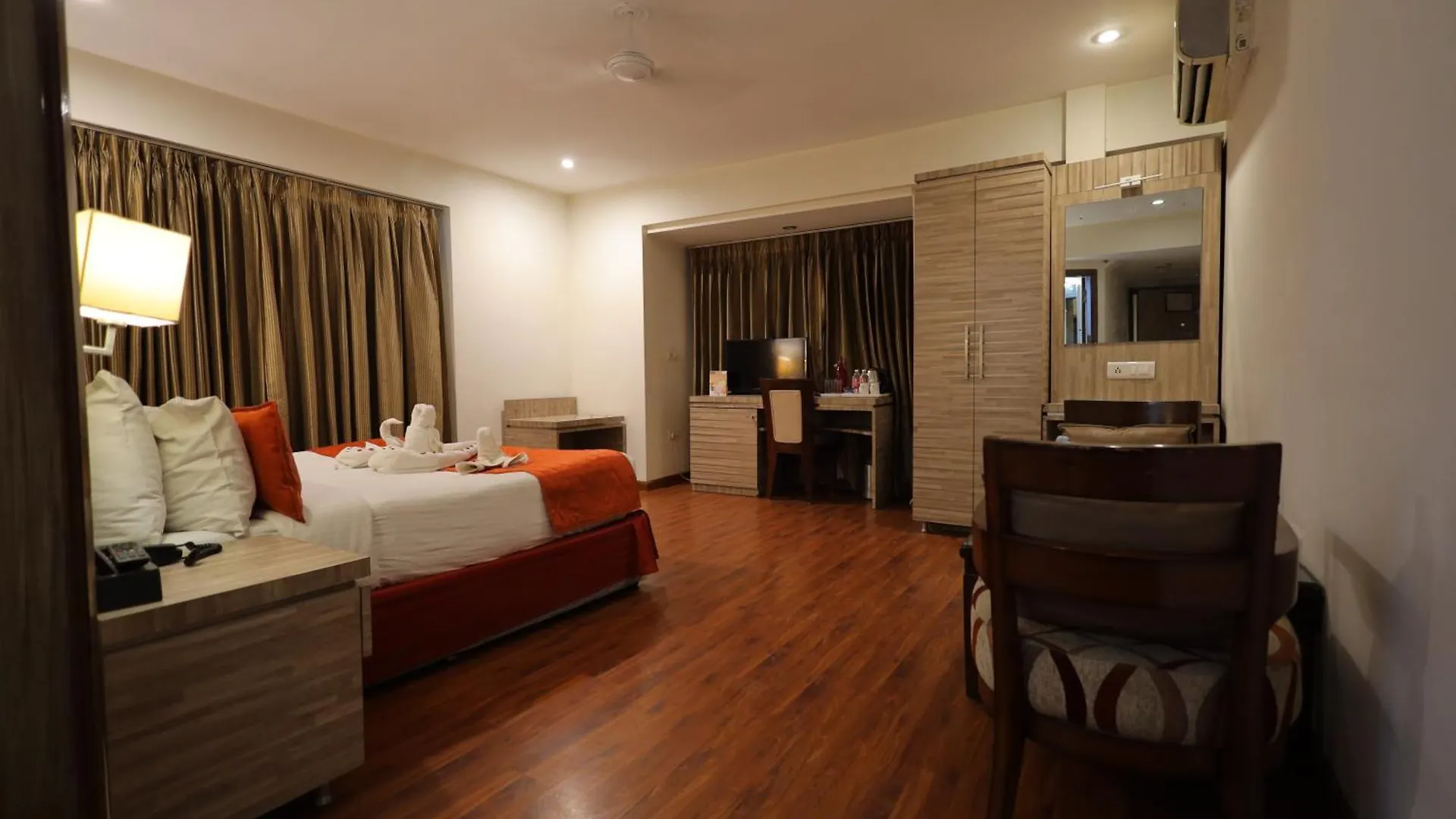 Surasena Regal Vista Agra Hotel 4*, Agra (Uttar Pradesh)