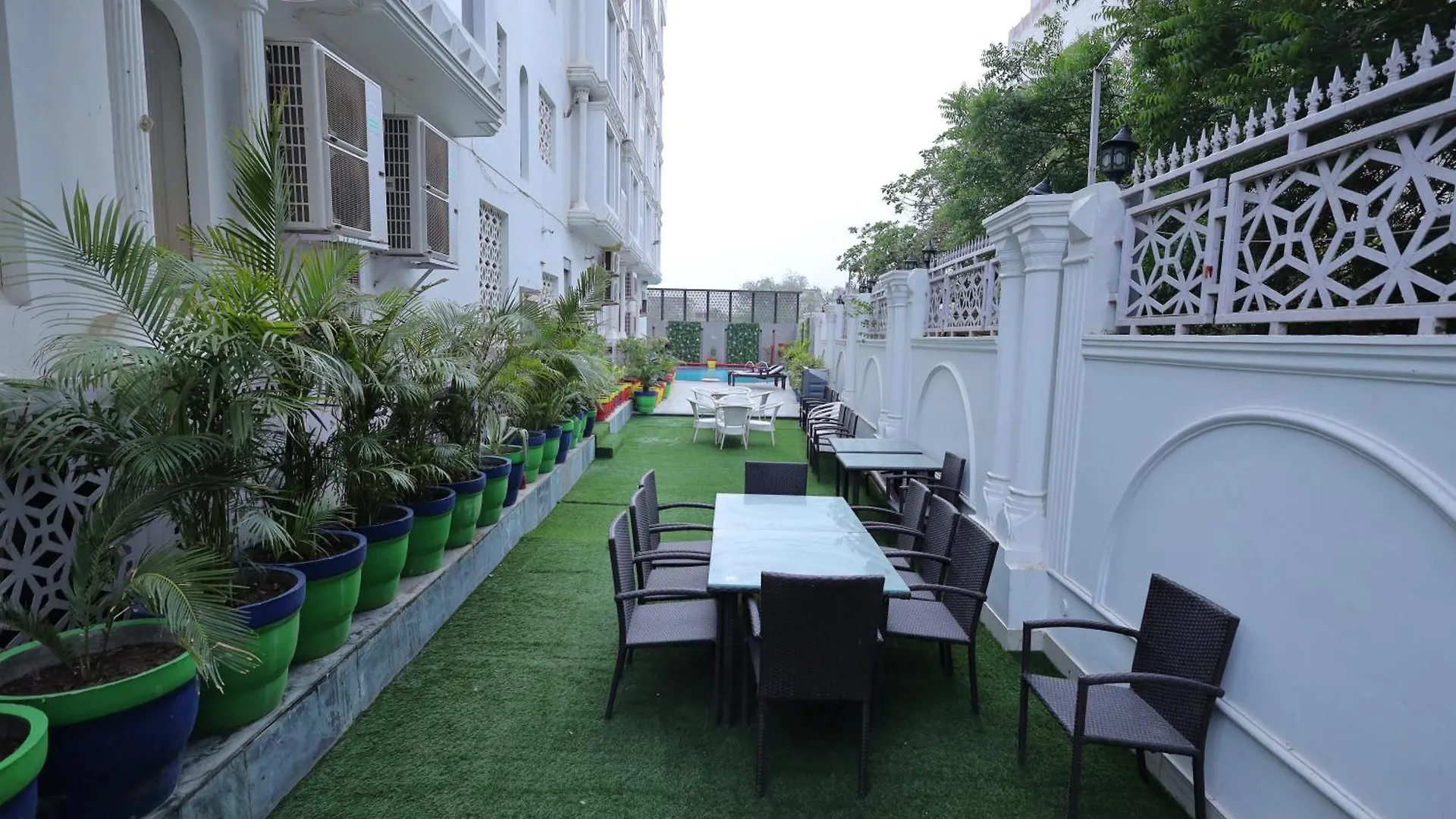Surasena Regal Vista Agra Hotel  Agra (Uttar Pradesh)