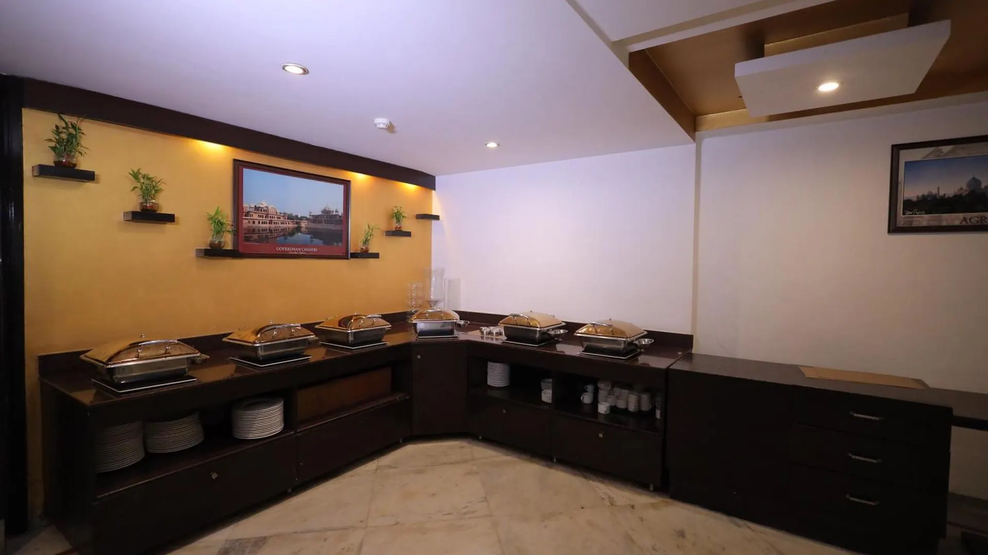 Surasena Regal Vista Agra Hotel 4*, Agra (Uttar Pradesh)