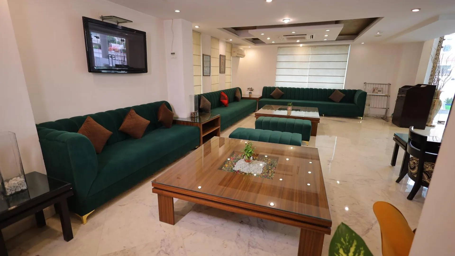Hotel Surasena Regal Vista Agra Agra