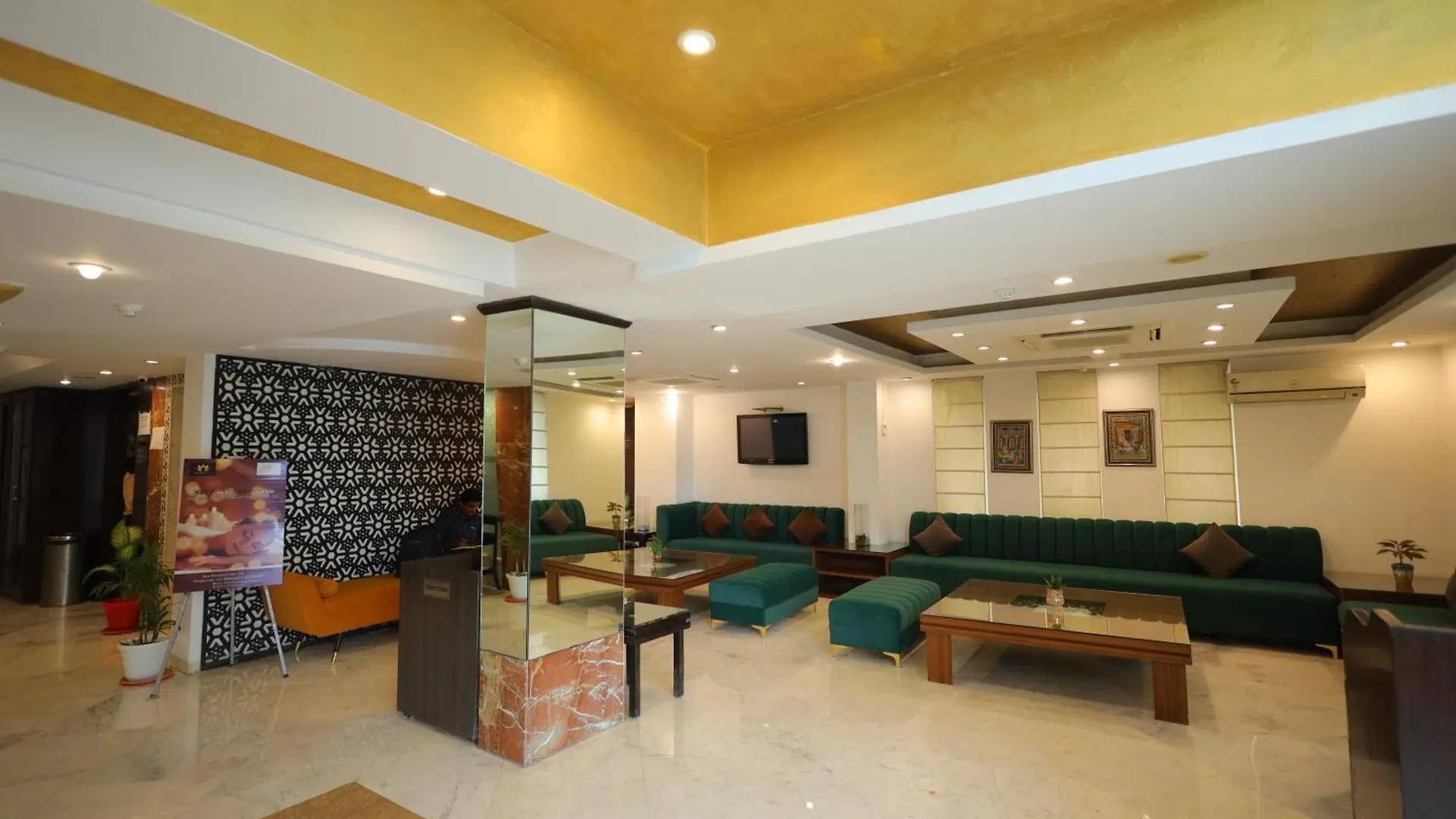 Surasena Regal Vista Agra Hotel